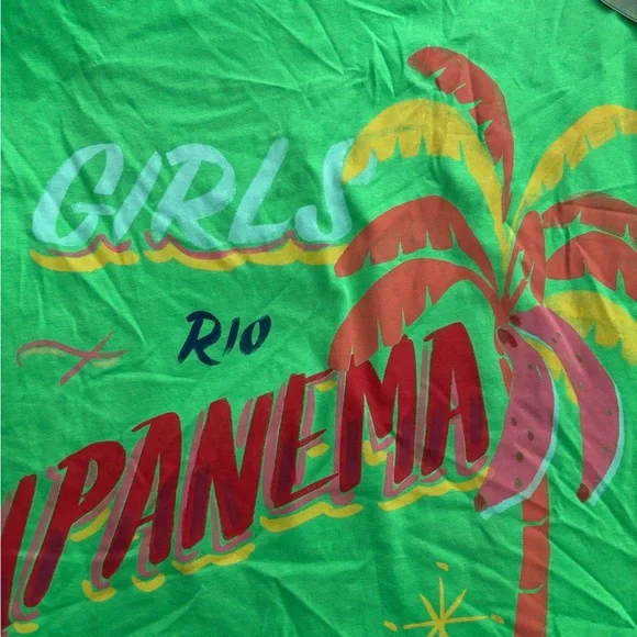 FARM Rio Green Tee with Colorful Graphic NWT - Picture 2 of 3